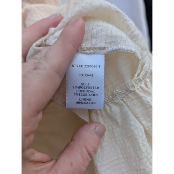 Current Air Women's Nunda Puff Sleeve Tiered Wrap Dress Size S Creamy Peach NWT - Picture 6 of 6